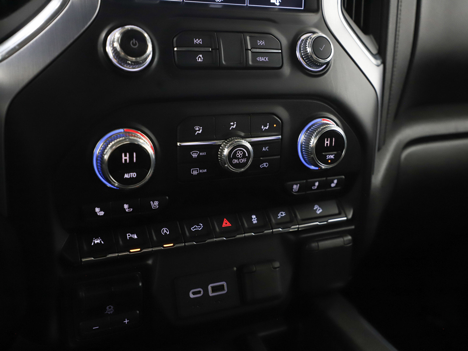 Used 2020 GMC Sierra 1500 SLT w/ SLT Premium Plus Package image 21