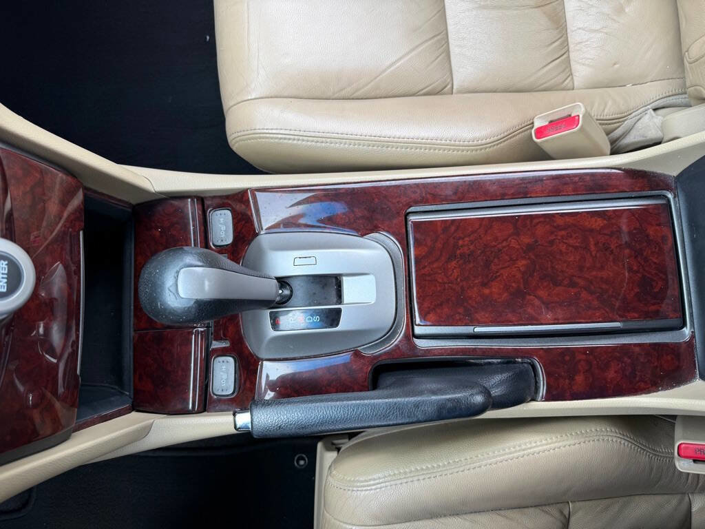 Used 2011 Honda Accord EX-L image 17