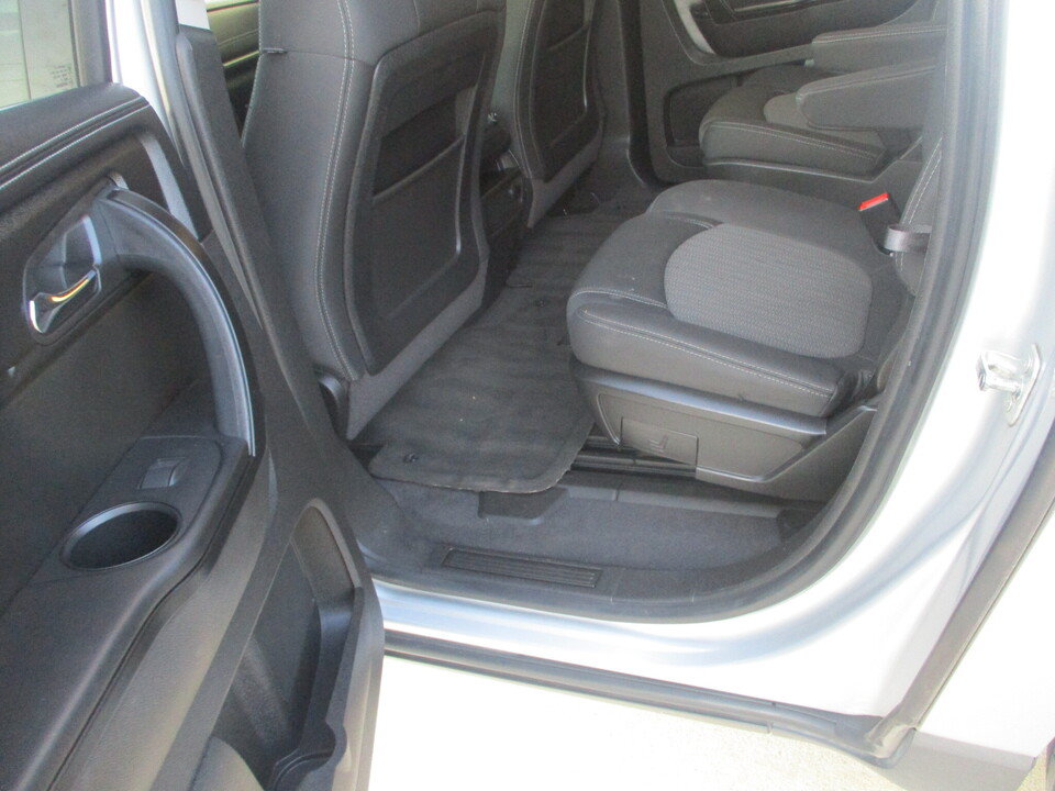 Used 2013 Chevrolet Traverse LT w/ All-Star Edition FWD image 23