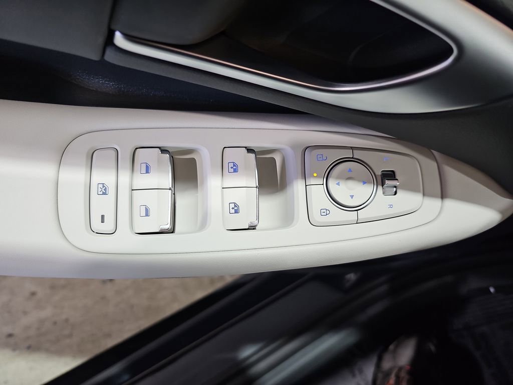New 2026 Hyundai Sonata SEL FWD image 25