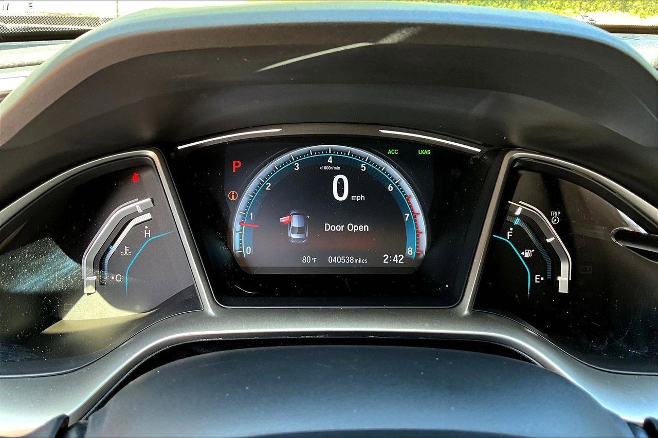Used 2017 Honda Civic Touring image 12