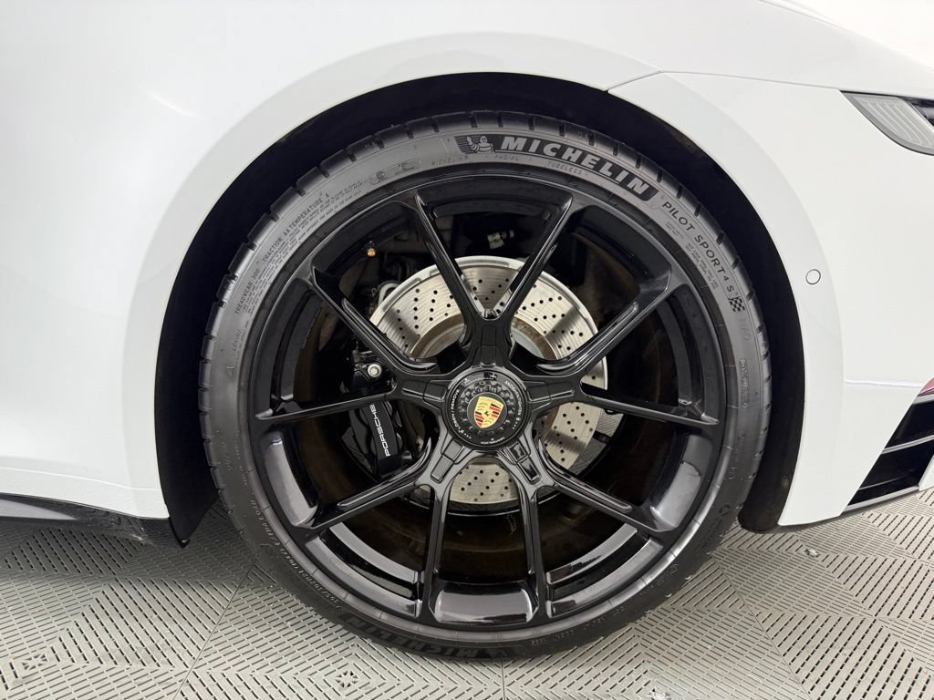 Certified 2023 Porsche 911 Targa 4S AWD/4WD image 11
