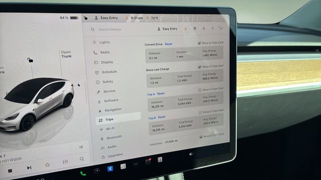 Used 2023 Tesla Model Y Long Range image 30