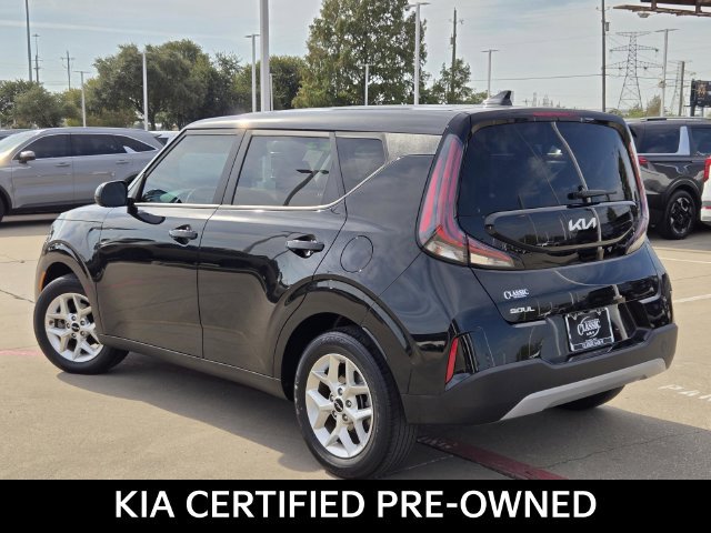 Certified 2023 Kia Soul LX w/ LX Technology Package FWD image 4