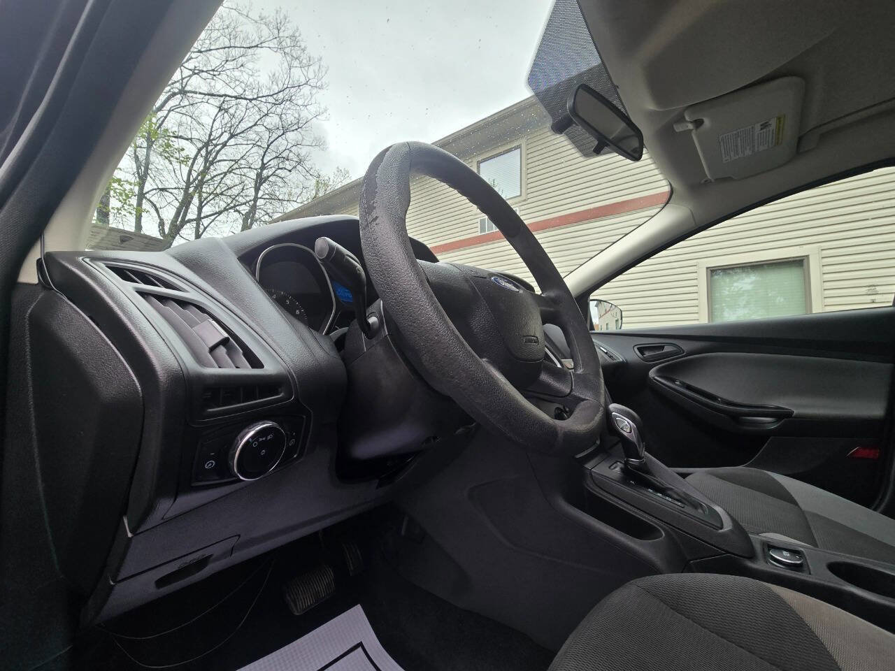 Used 2012 Ford Focus S FWD image 19