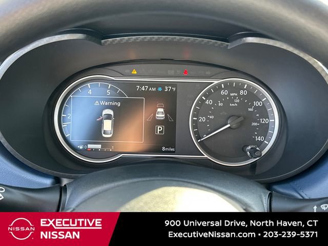 Used 2025 Nissan Versa SV w/ Trunk Package image 15