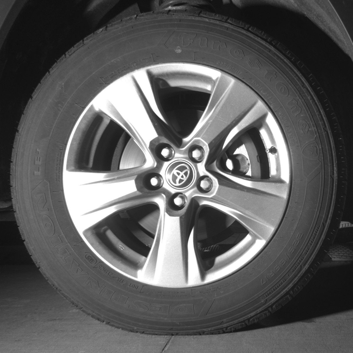 Used 2025 Toyota RAV4 XLE w/ Convenience Package image 13