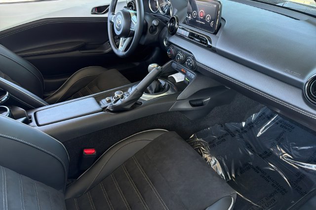 Used 2023 MAZDA MX-5 Miata Club w/ Brembo/BBS Recaro Package RWD image 19