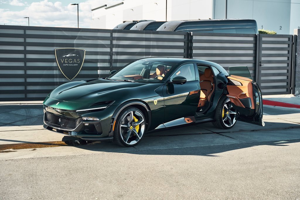 Used 2026 Ferrari Purosangue image 5