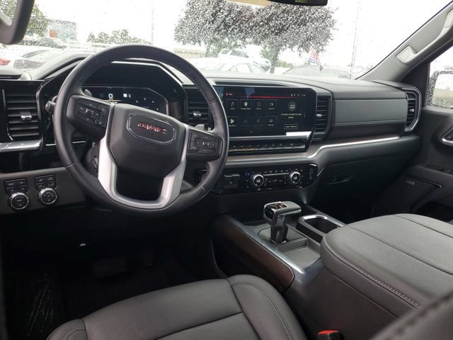 Used 2023 GMC Sierra 1500 SLT w/ SLT Premium Plus Package AWD/4WD image 9