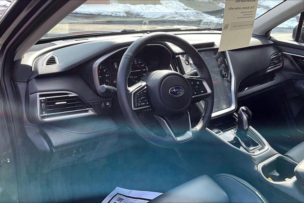 Certified 2025 Subaru Outback Limited image 10
