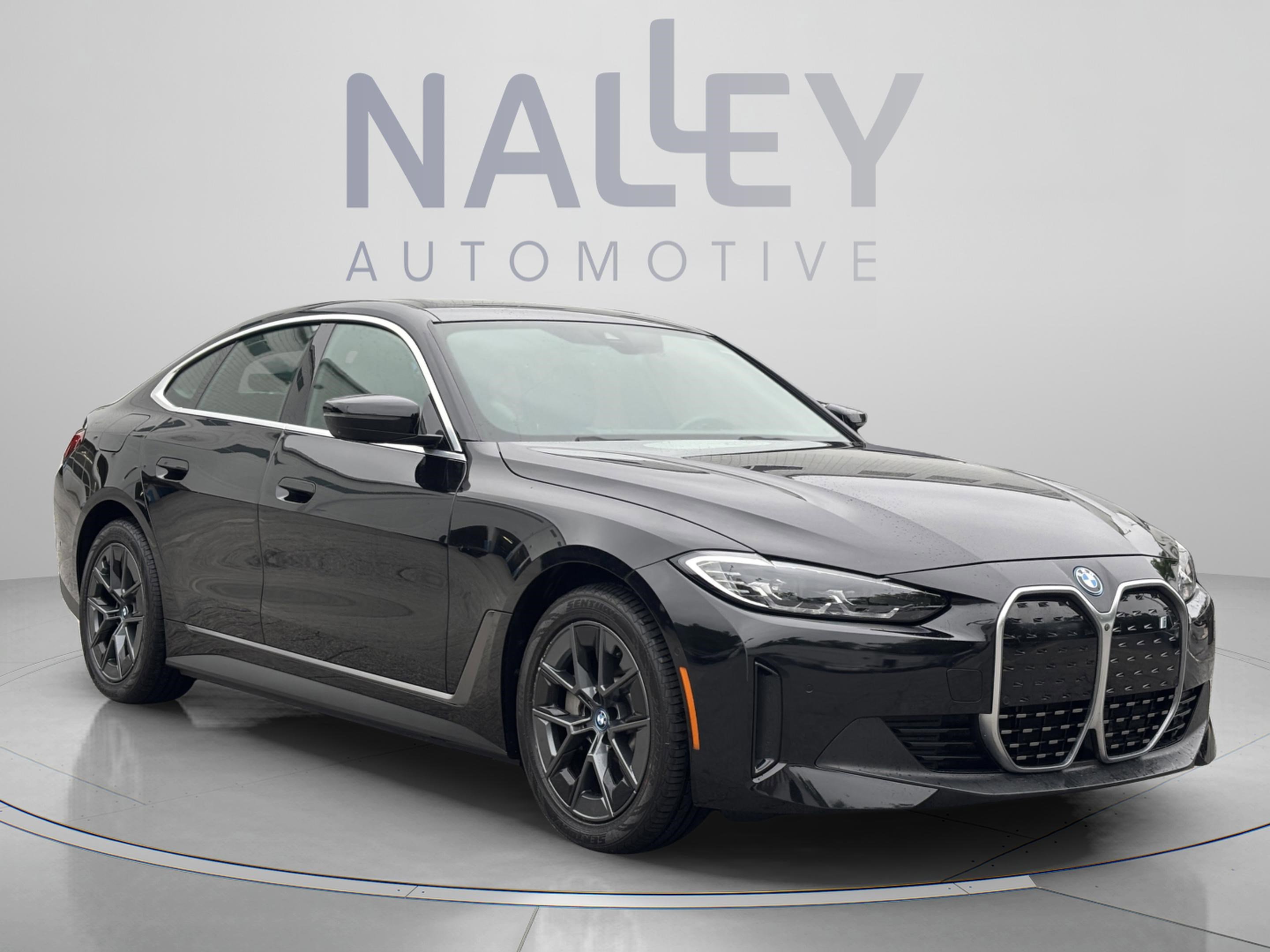 Used 2023 BMW i4 eDrive35 w/ Premium Package RWD image 7