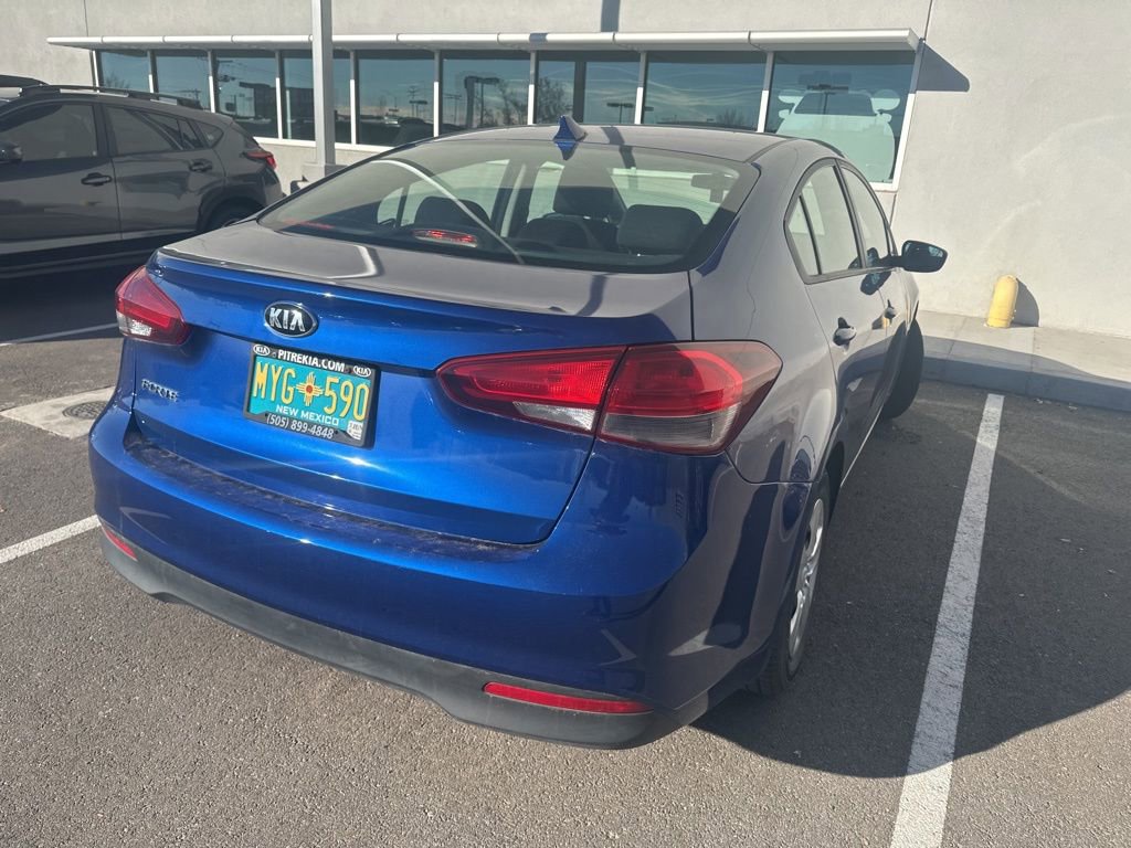 Used 2017 Kia Forte LX image 17