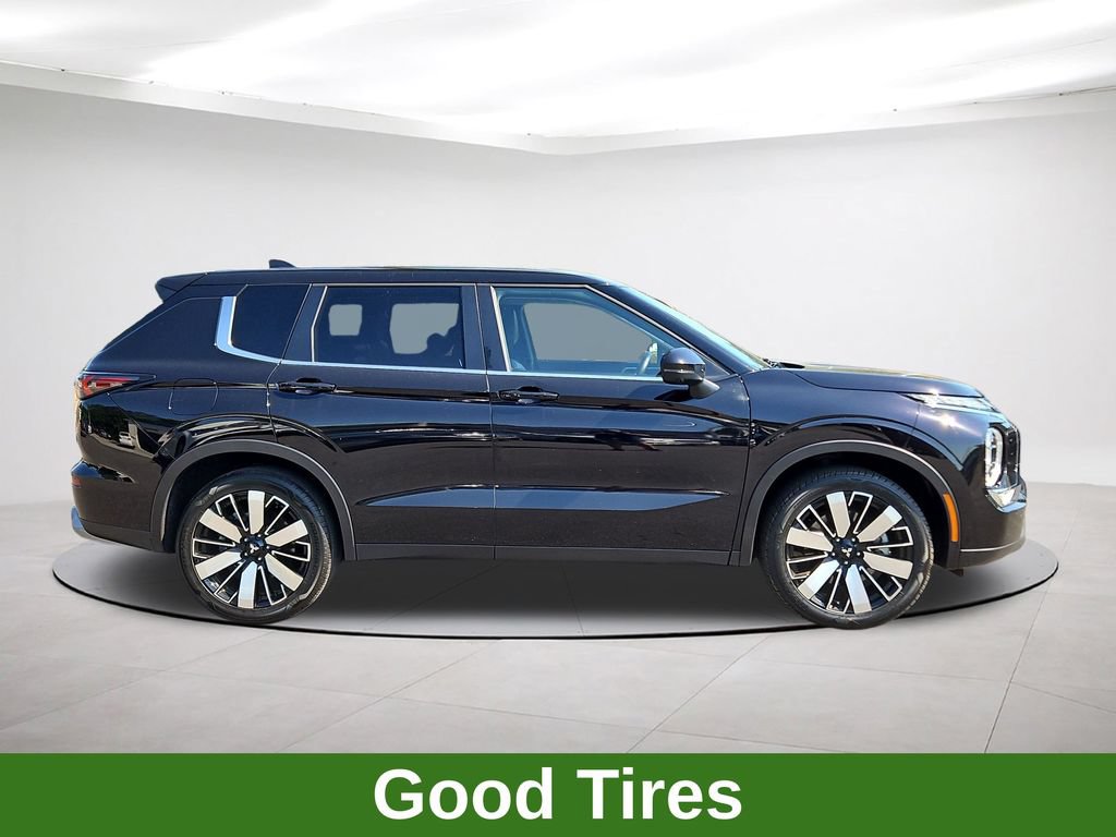 Used 2025 Mitsubishi Outlander SE AWD/4WD image 7