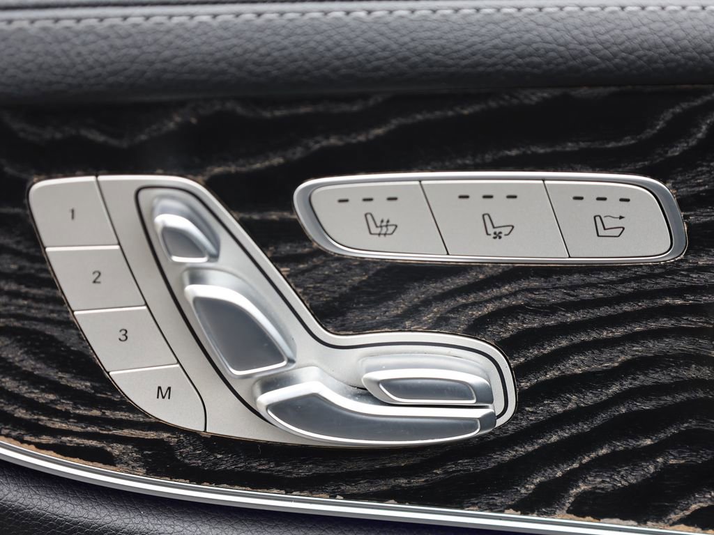 Used 2018 Mercedes-Benz E 400 E 400 image 16