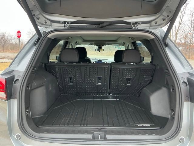 Used 2024 Chevrolet Equinox LT image 11