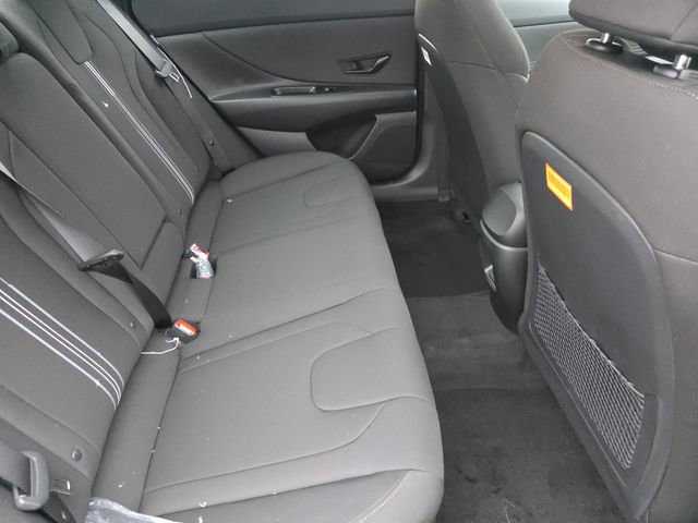 New 2026 Hyundai Elantra SEL Sport Premium FWD image 19