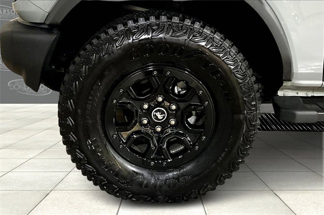 Used 2022 Ford Bronco Wildtrak image 9