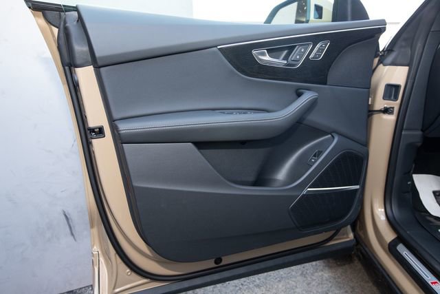 New 2025 Audi Q8 Premium Plus image 25