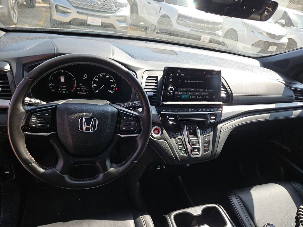 Used 2025 Honda Odyssey Sport-L image 15