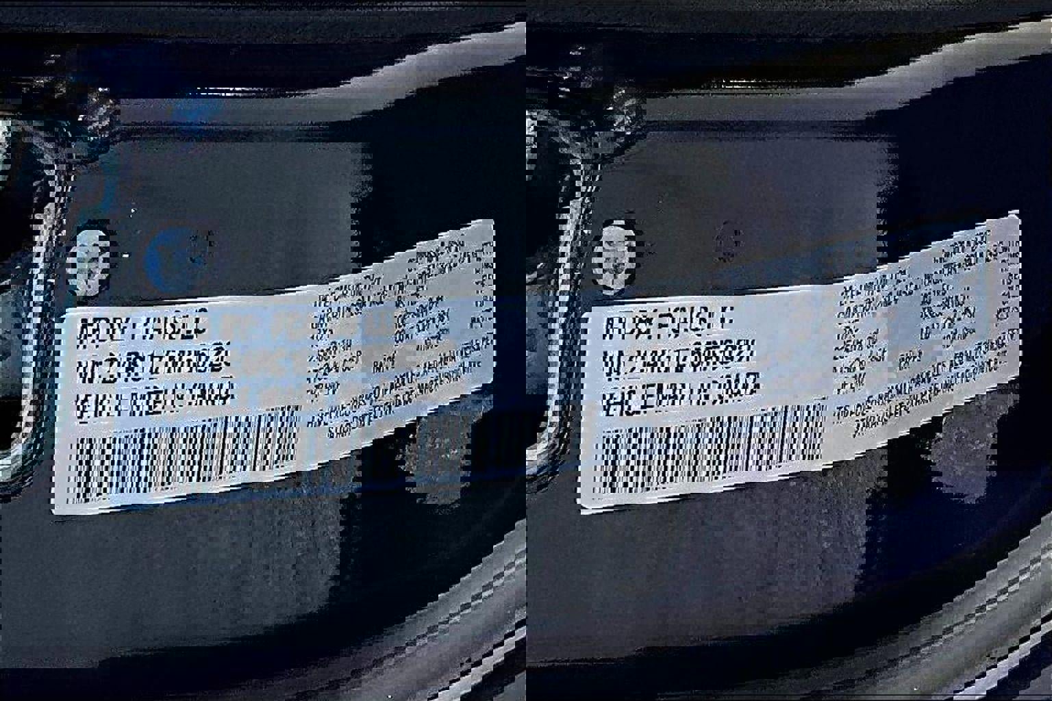 Used 2021 Chrysler Pacifica Touring-L w/ Uconnect Theater Family Group image 25