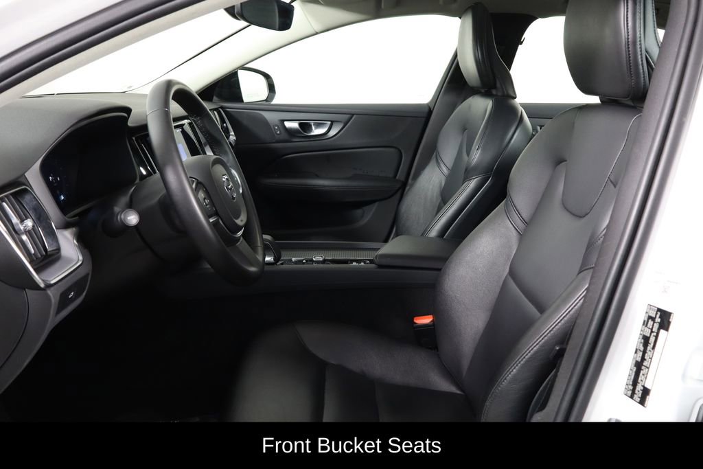 Used 2024 Volvo S60 B5 Core image 15