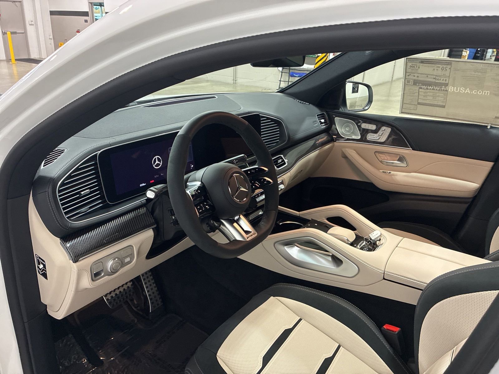 New 2026 Mercedes-Benz GLE 53 AMG 4MATIC Coupe image 8