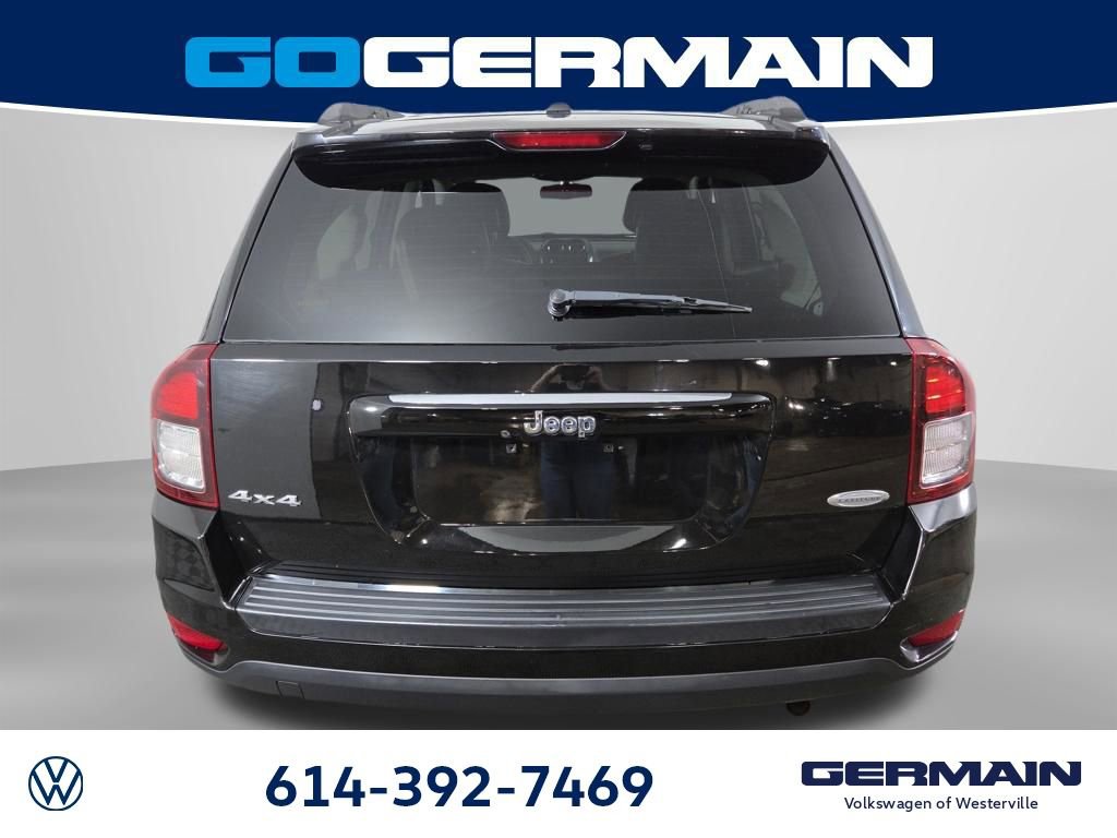 Used 2015 Jeep Compass Latitude image 10