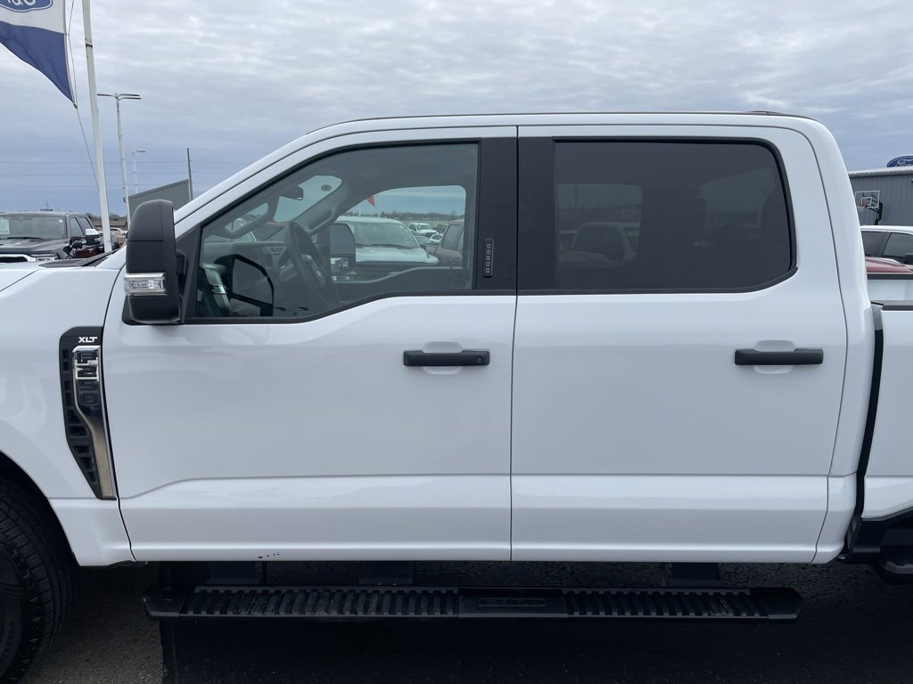 Used 2024 Ford F250 XLT image 28
