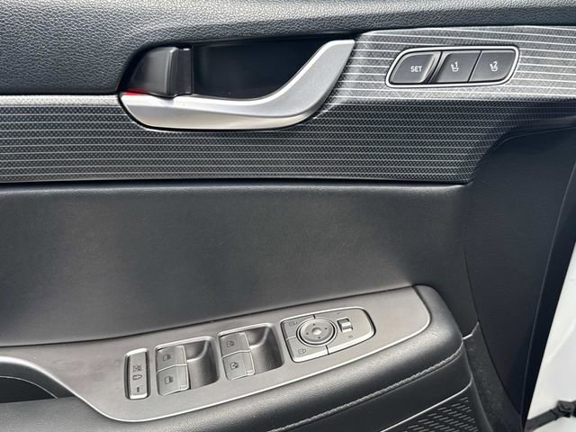 Used 2023 Hyundai Palisade Limited w/ Cargo Package image 27