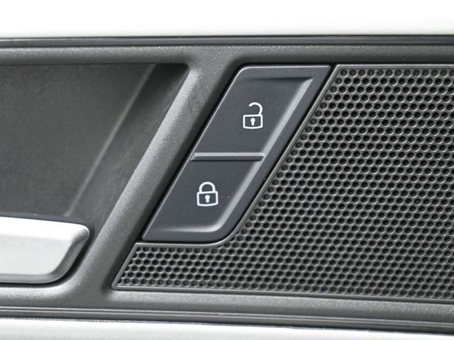 Used 2022 Volkswagen Atlas SE w/ Panoramic Sunroof Package image 14