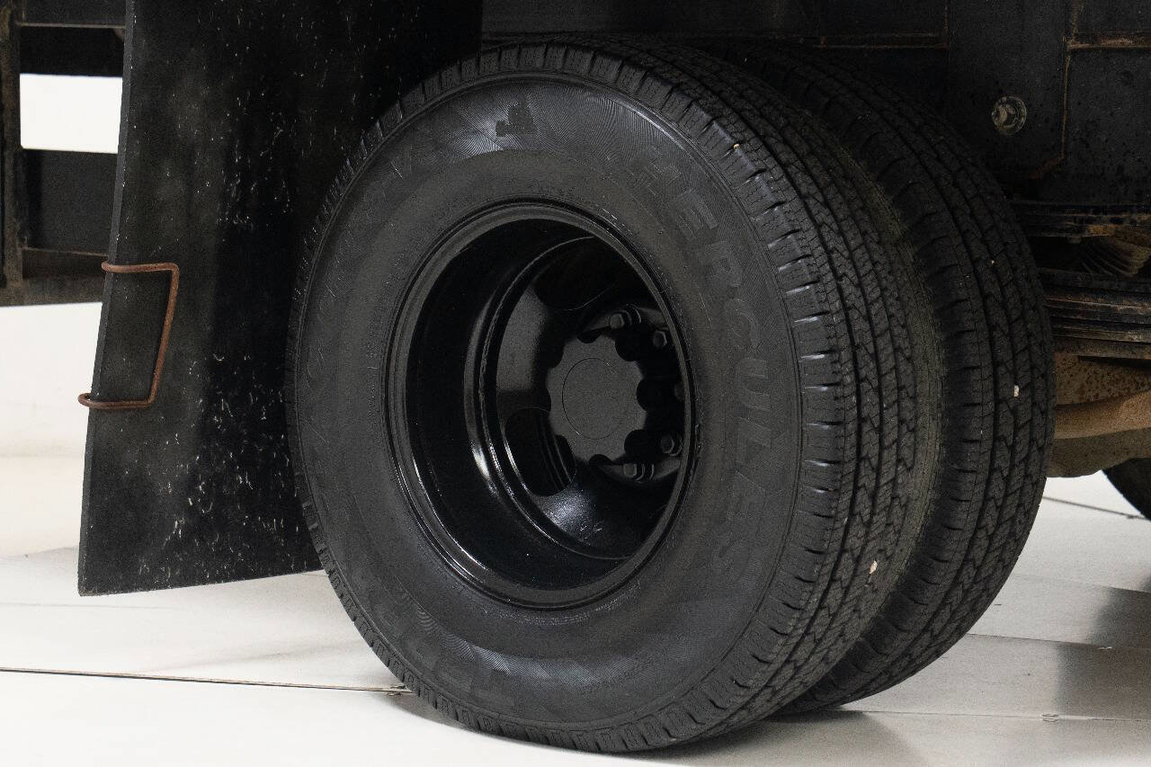 Used 2002 Chevrolet Silverado 3500 2WD Extended Cab image 61