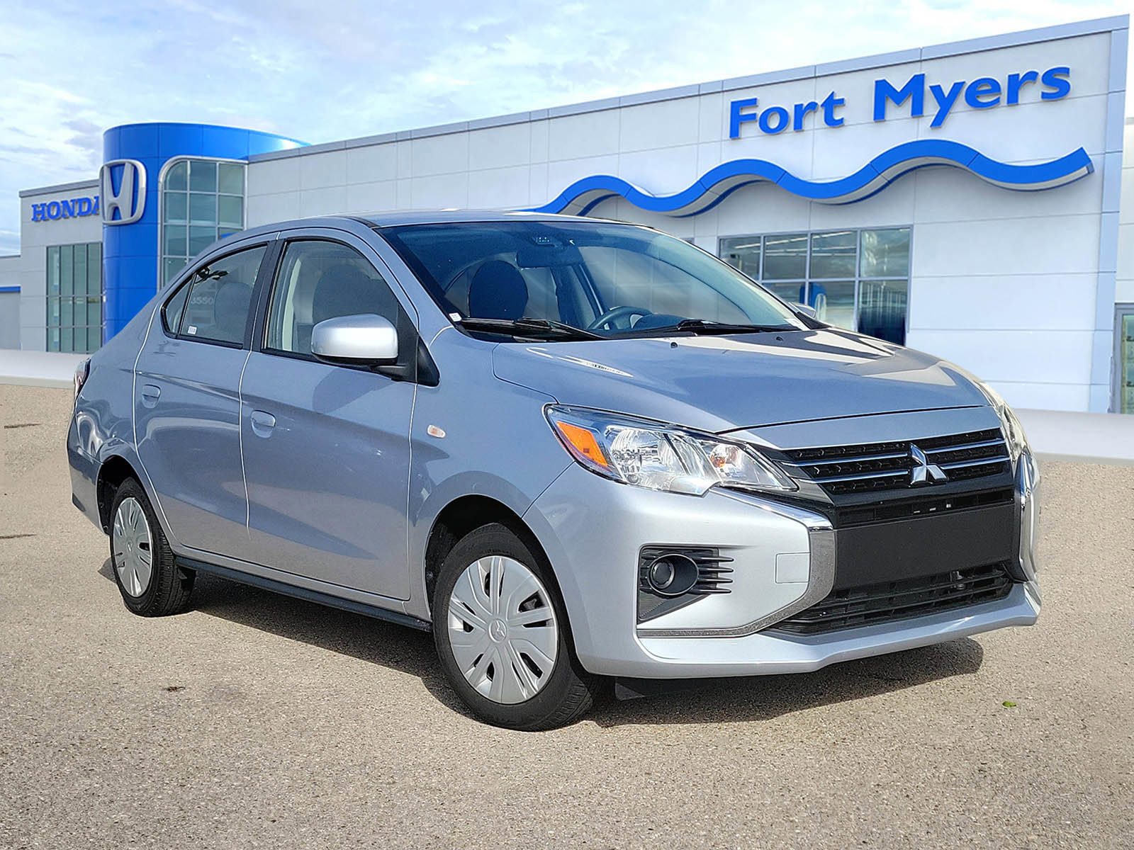 Used 2024 Mitsubishi Mirage G4 ES image 1