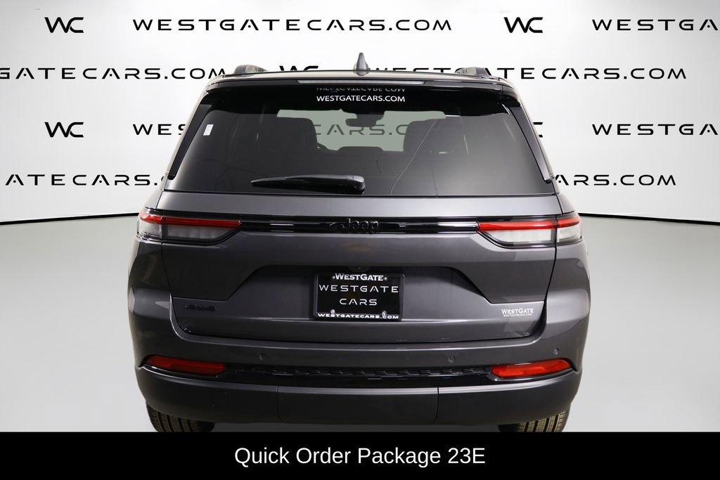 New 2025 Jeep Grand Cherokee Limited image 4