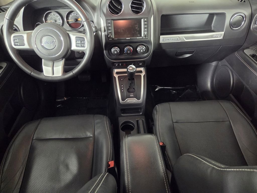 Used 2015 Jeep Compass High Altitude image 26