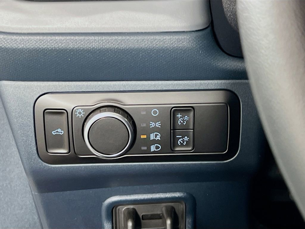 New 2025 Ford Maverick XL w/ 4K Tow Package image 18