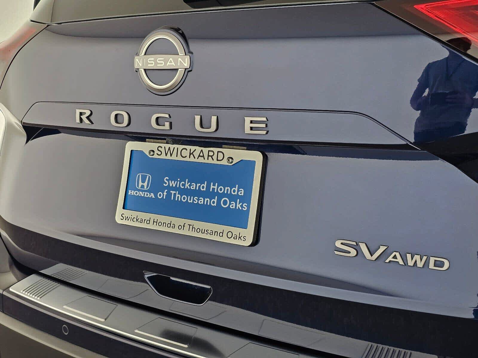 Used 2024 Nissan Rogue SV w/ SV Premium Package AWD/4WD image 13