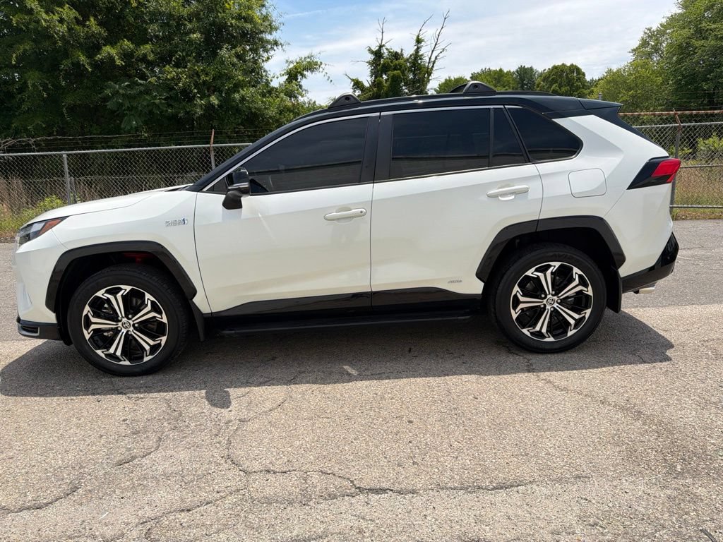 Used 2022 Toyota RAV4 XSE w/ Weather Package AWD/4WD image 5