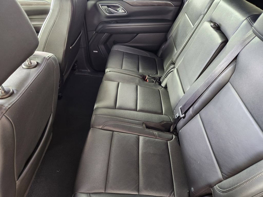 Used 2024 Chevrolet Suburban LT AWD/4WD image 14