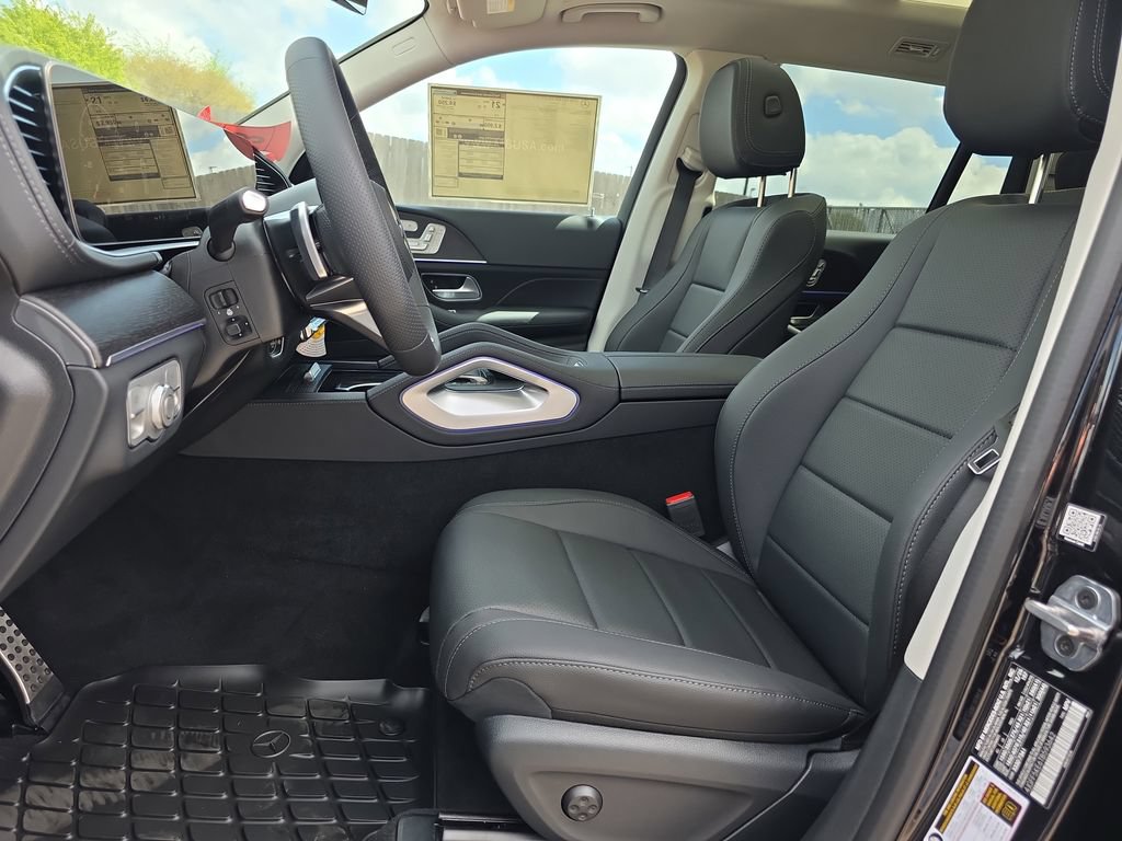 New 2026 Mercedes-Benz GLS 450 4MATIC image 10