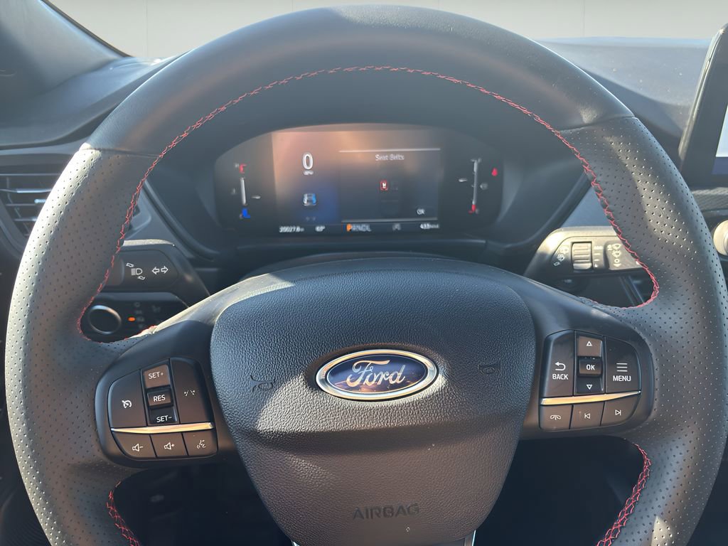 Used 2025 Ford Escape ST-Line image 19