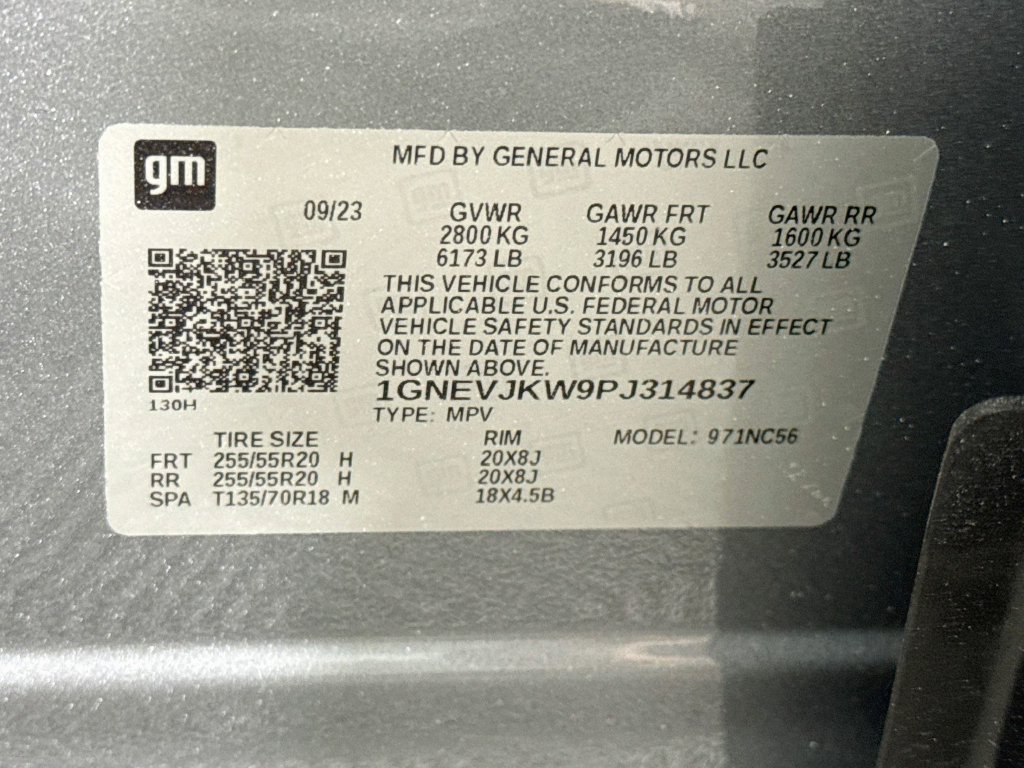 Used 2023 Chevrolet Traverse RS AWD/4WD image 39