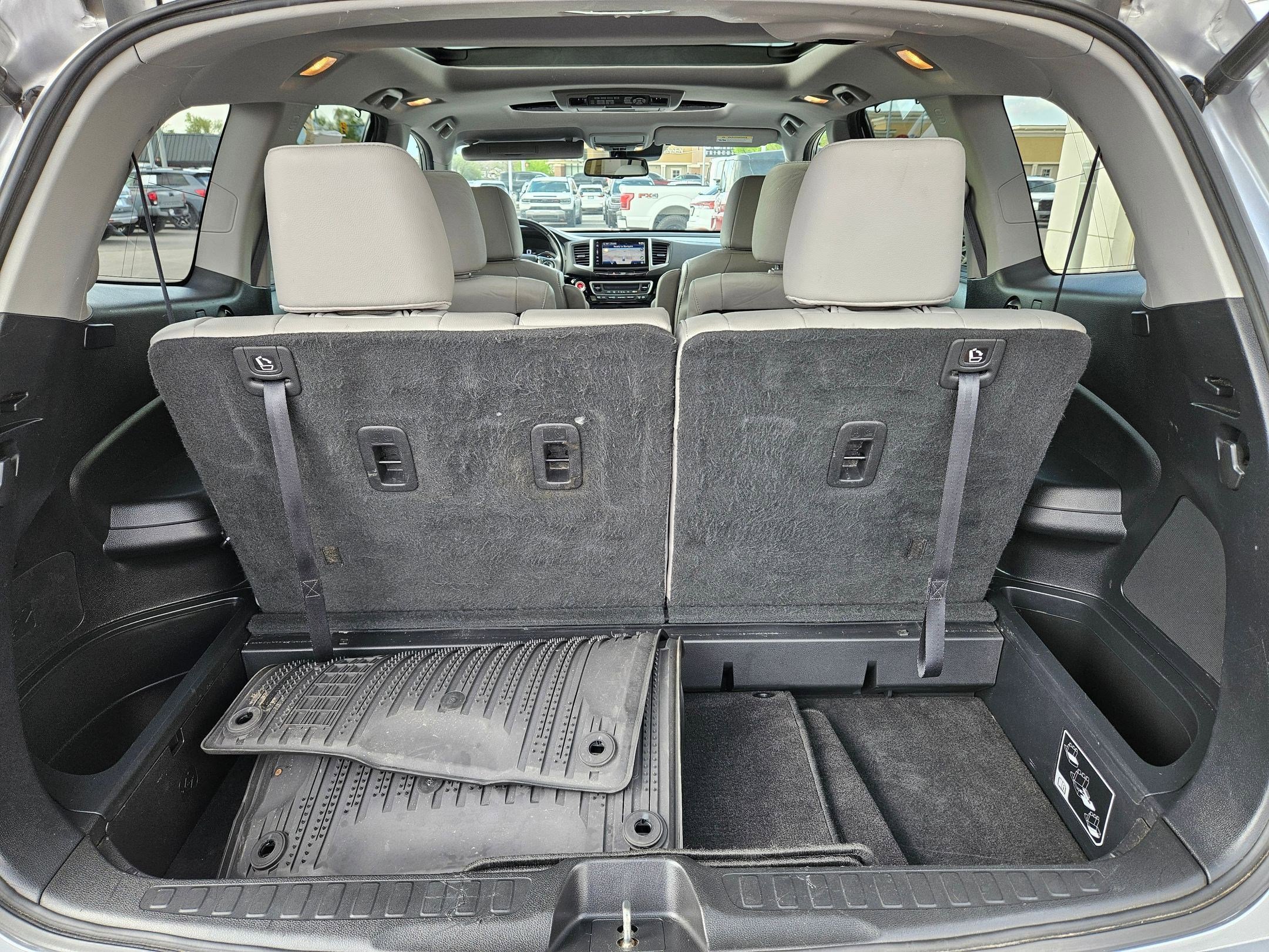 Used 2018 Honda Pilot Elite image 32