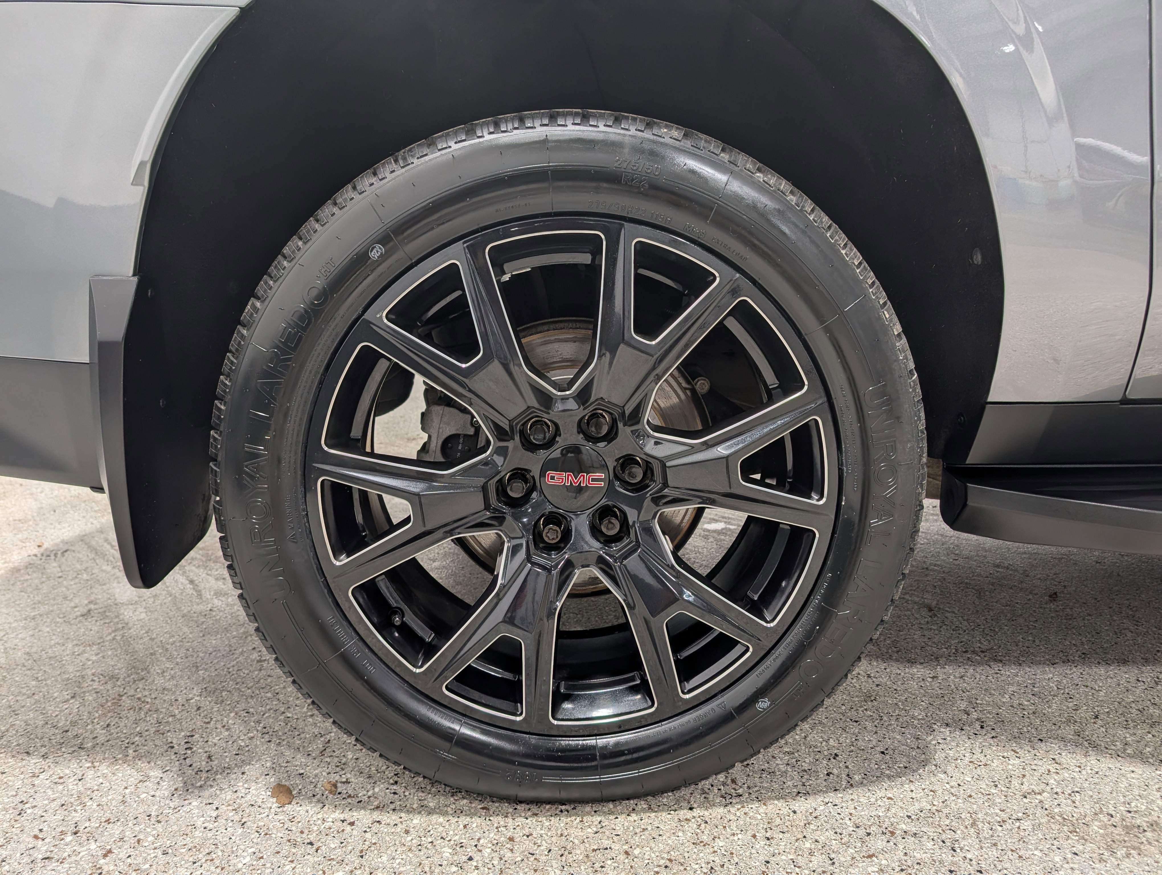 Used 2021 GMC Yukon XL SLT image 13