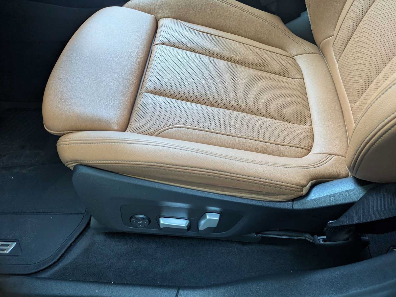 Certified 2023 BMW X3 xDrive30i w/ Premium Package w/ZPA AWD/4WD image 10