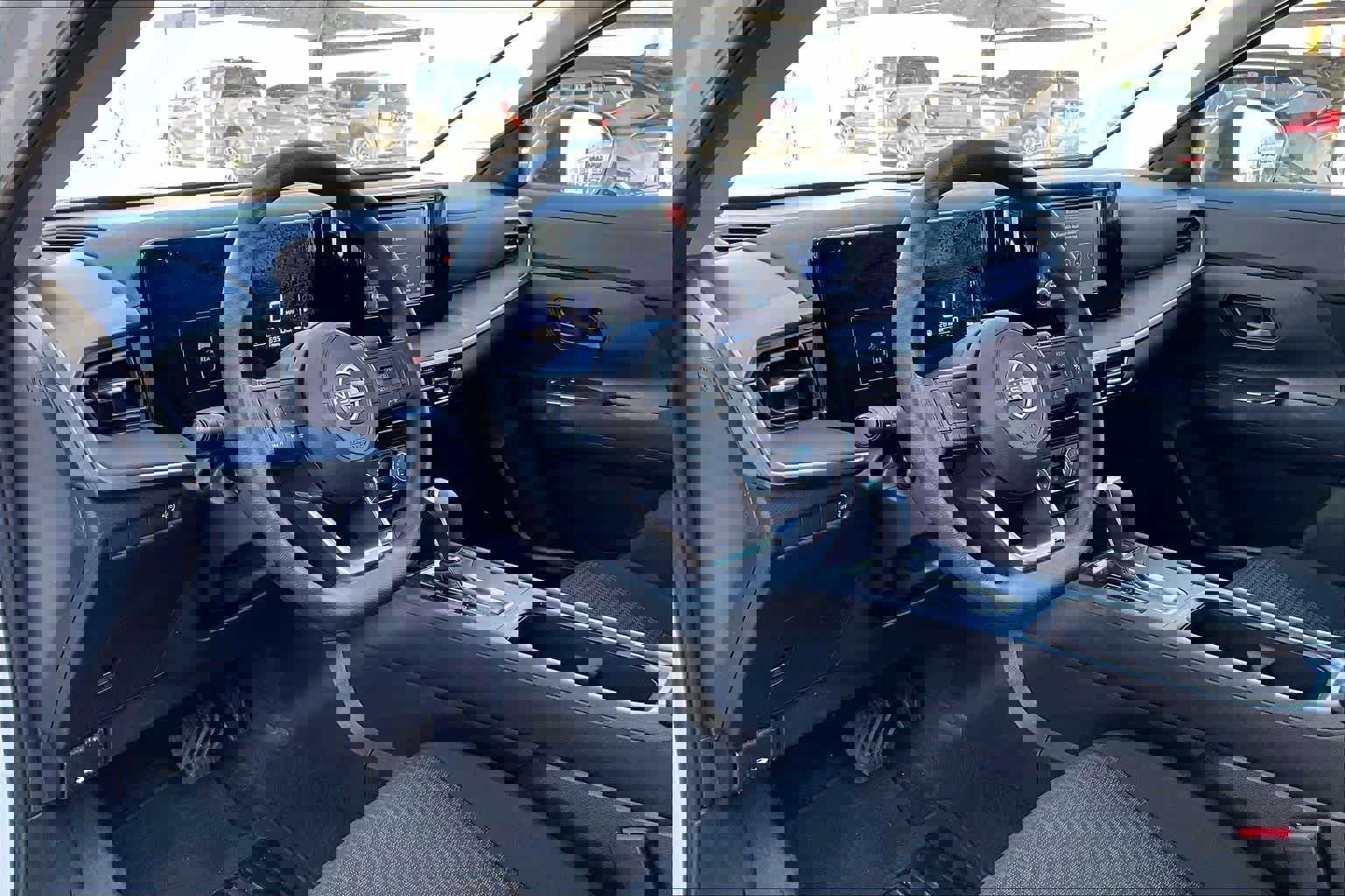 Certified 2025 Nissan Kicks S image 14