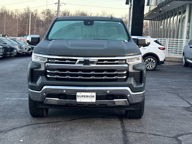Used 2025 Chevrolet Silverado 1500 LTZ image 14