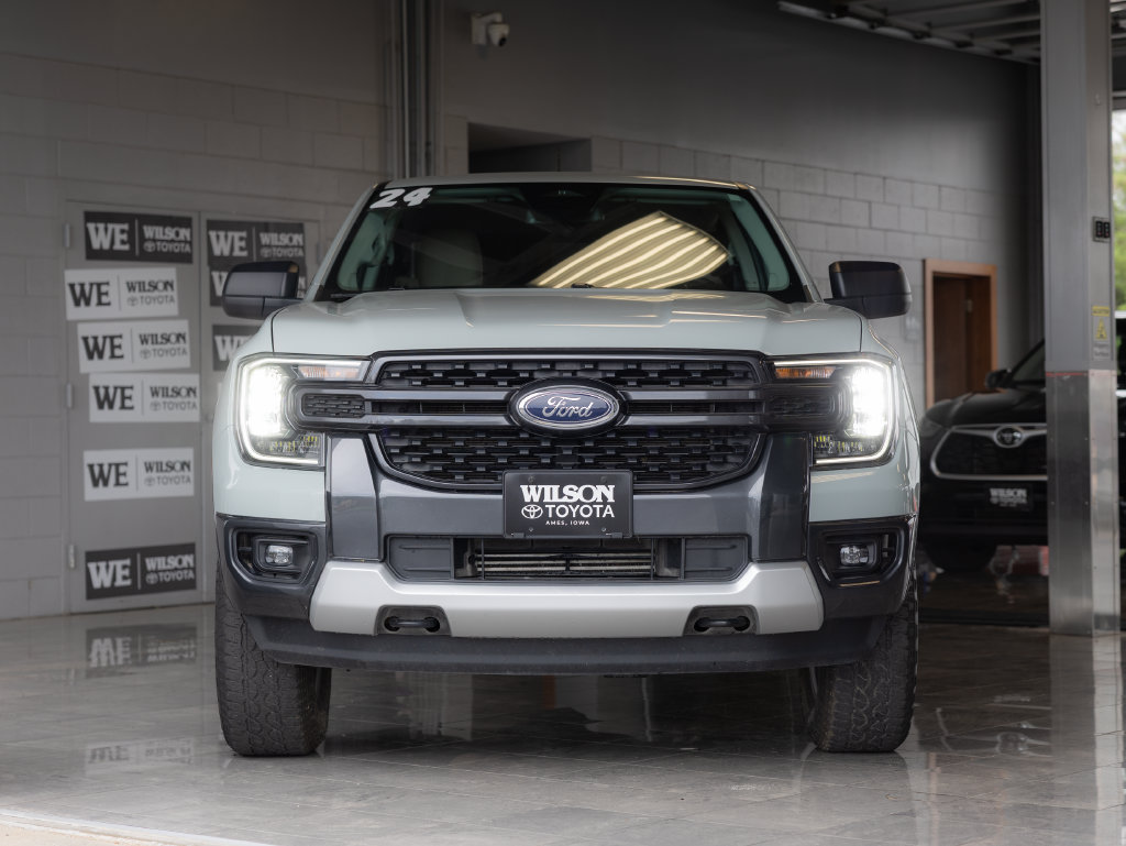Used 2024 Ford Ranger XLT AWD/4WD image 3