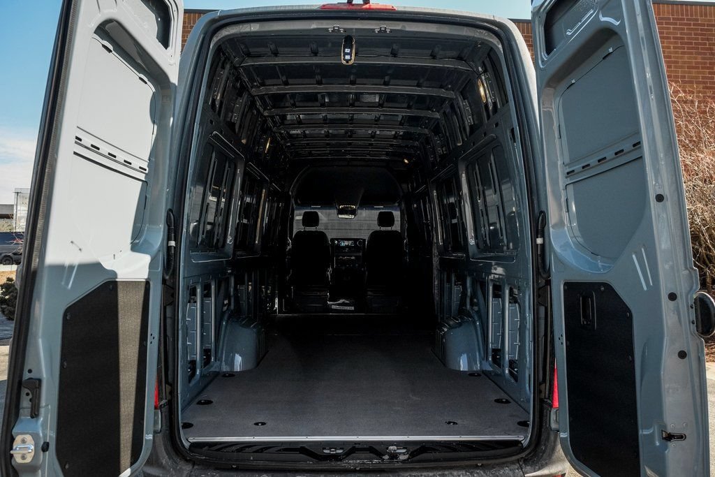 New 2026 Mercedes-Benz Sprinter 2500 image 9