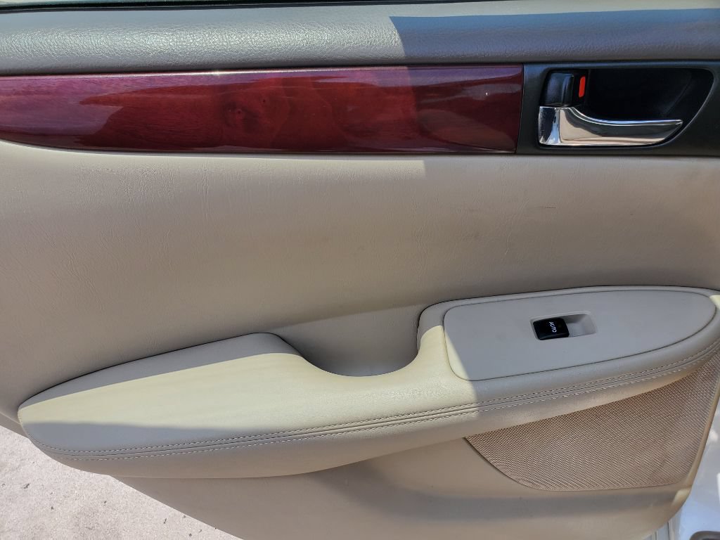 Used 2002 Lexus ES 330 FWD image 22